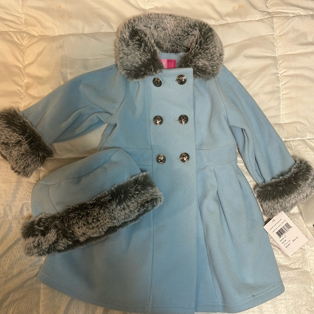 Lightweight toddler coat with matching hat trimmed in faux fur sz 2t